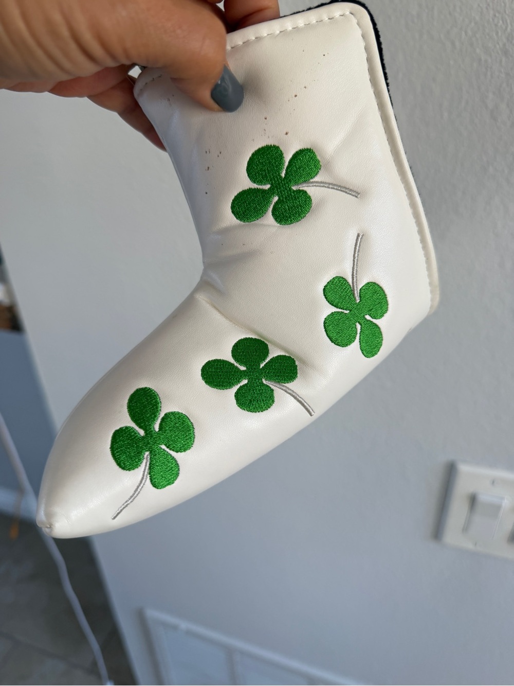 Golf putter cover